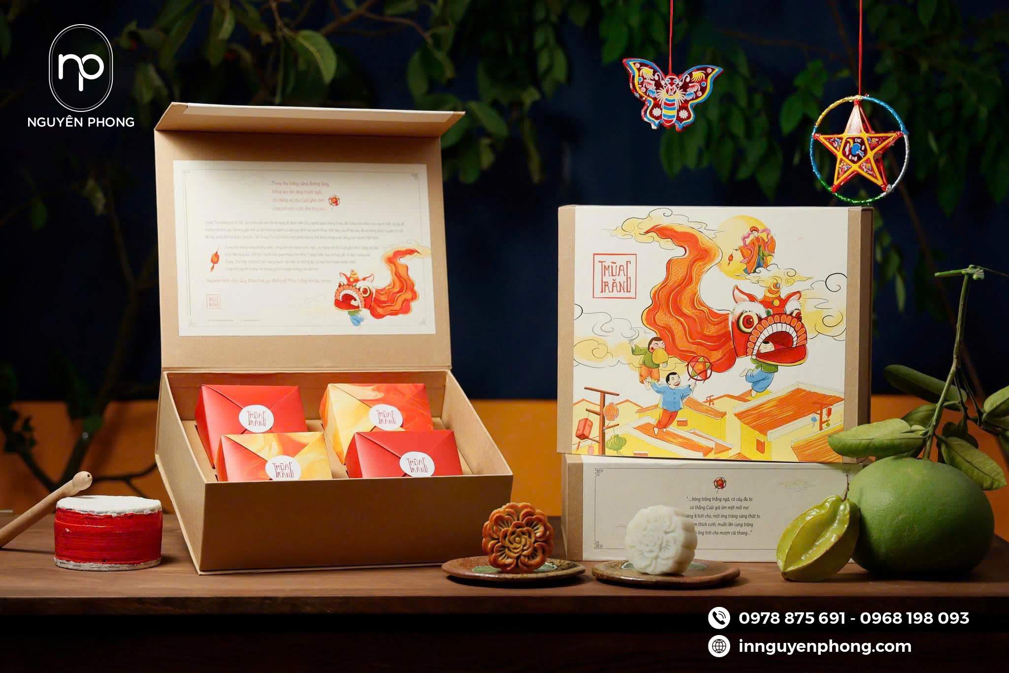 Hộp bánh trung thu cao cấp, màu sắc sặc sỡ, đem lại sự tươi tắn  